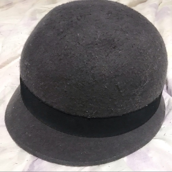 Gray wool hat (flapper style) - Picture 2 of 4